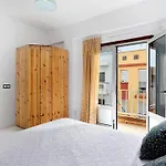 Piso Leon Y Castillo B Hébergement de vacances *