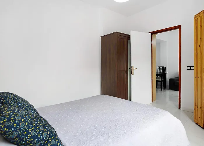 Piso Leon Y Castillo B Tatil Evi *