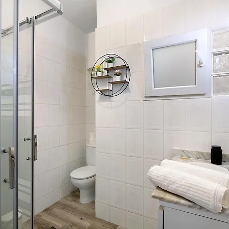Vakantiehuis Piso Leon Y Castillo B *