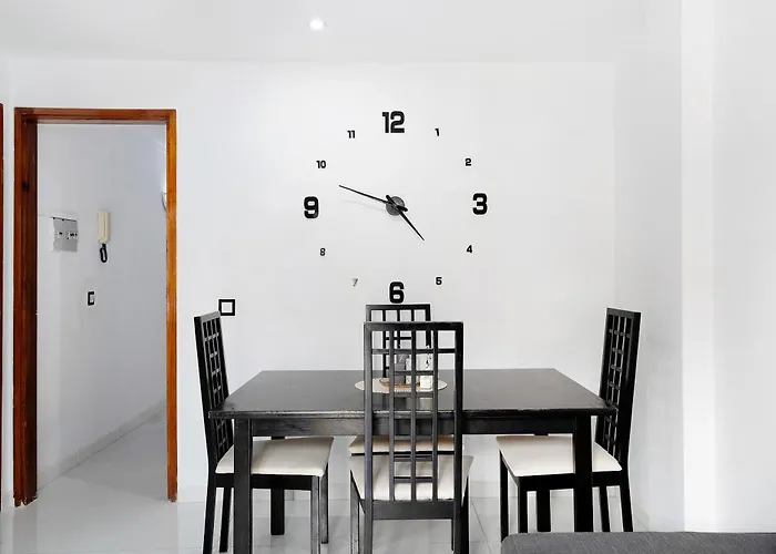 Piso Leon Y Castillo B Nyaraló Arrecife