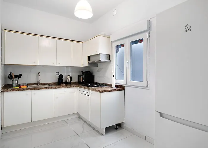 Piso Leon Y Castillo B Nyaraló