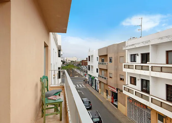 Piso Leon Y Castillo B Nyaraló Arrecife